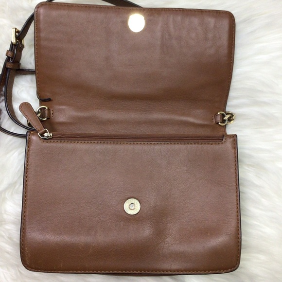 MICHAEL KORS BROOKLYN GROMMET Caramel Brown Leather Crossbody Bag Purse Flap - Picture 10 of 14